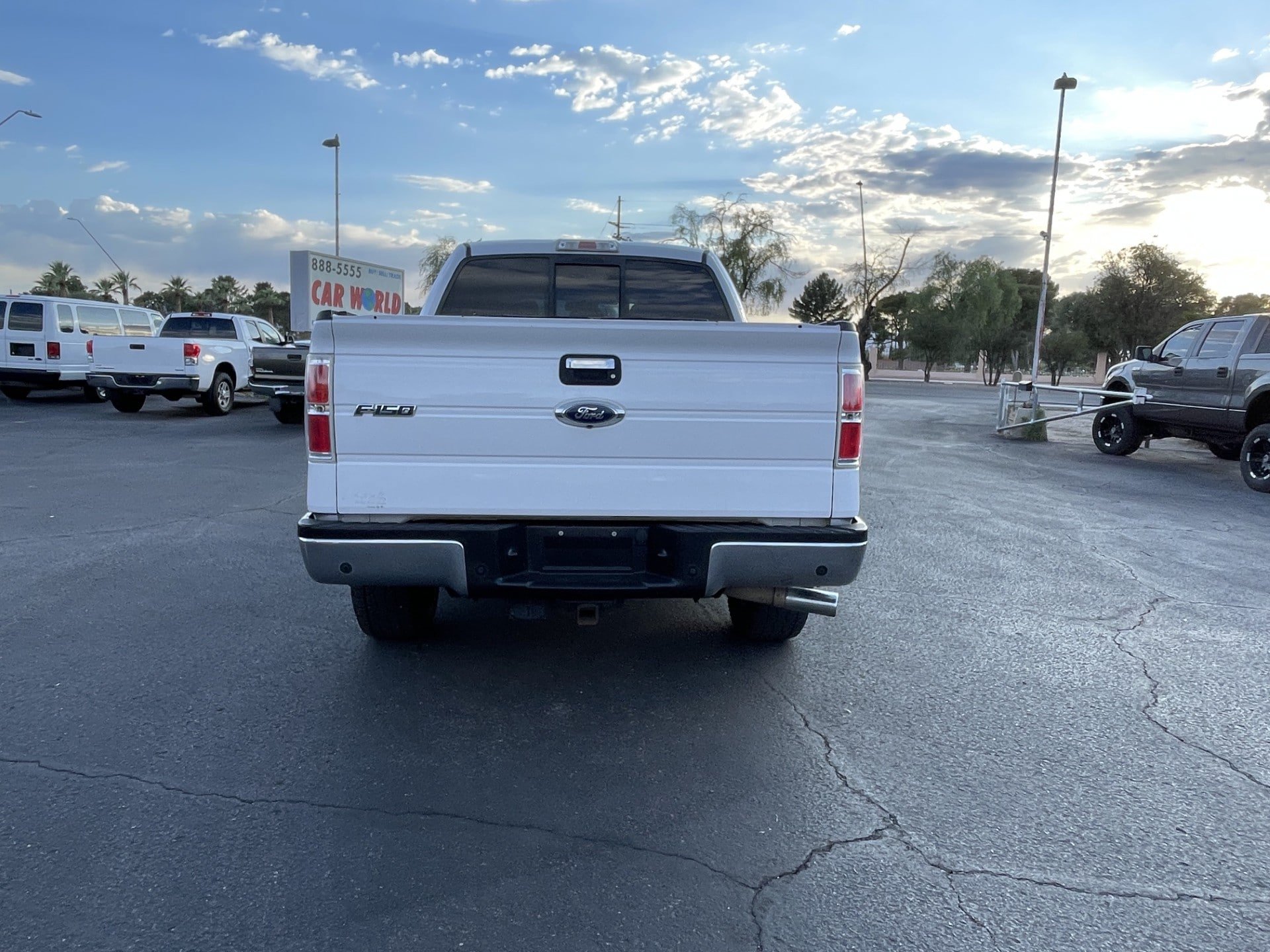 Used 2014 Ford F150 XLT w/ Equipment Group 302A Luxury RWD image 4
