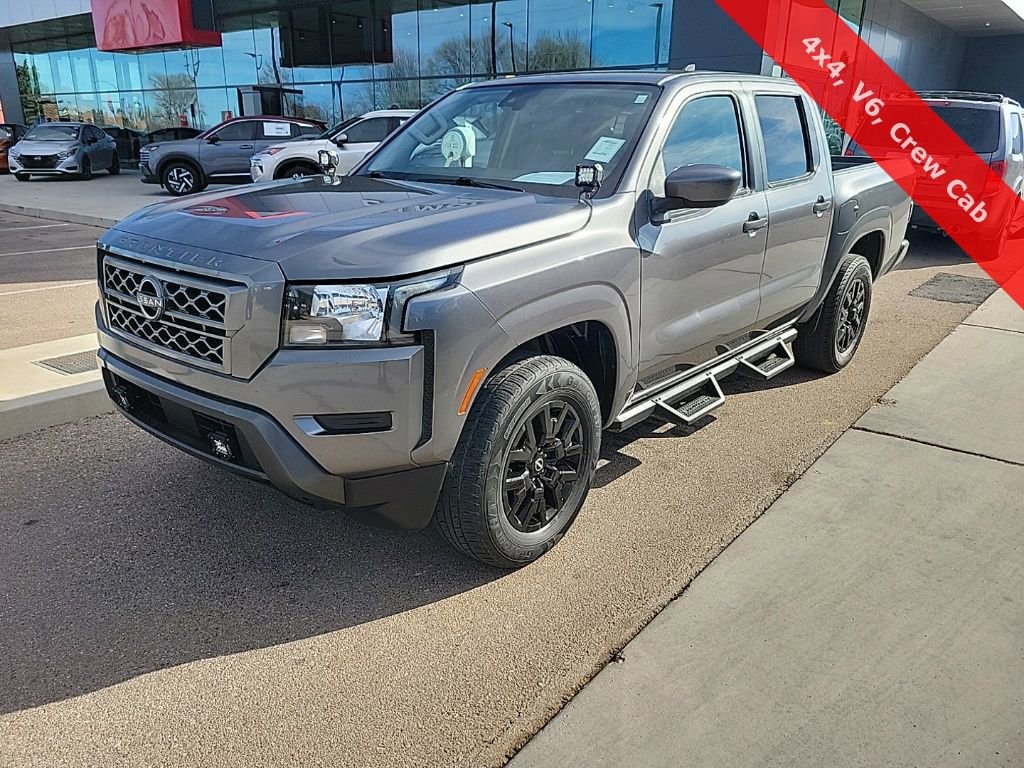 Used 2022 Nissan Frontier SV image 3