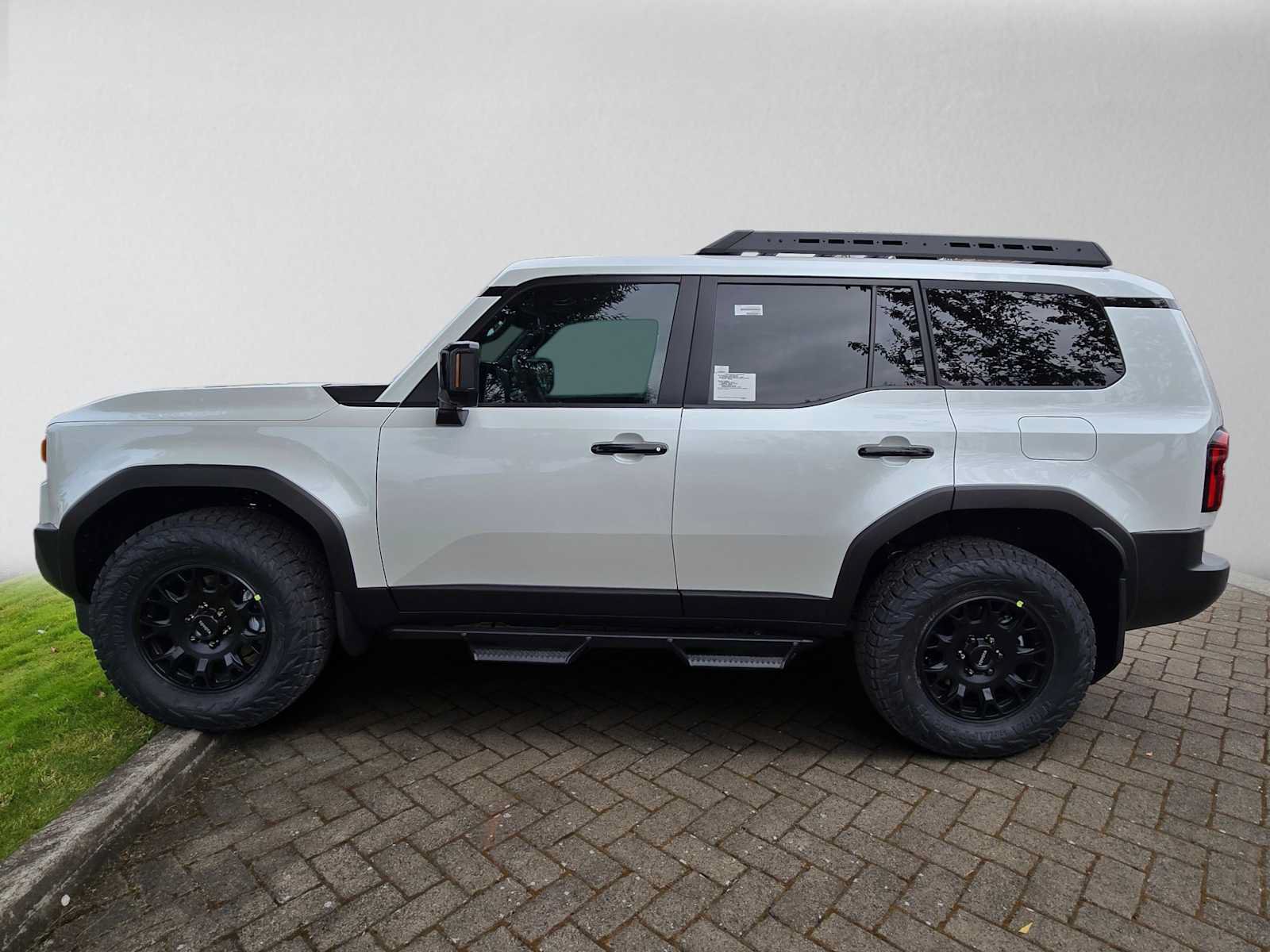 New 2027 Toyota Land Cruiser AWD/4WD image 12