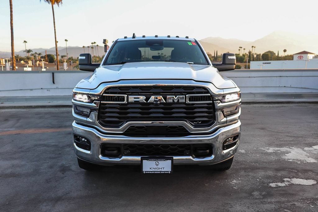 Used 2025 RAM 3500 Lone Star AWD/4WD image 3