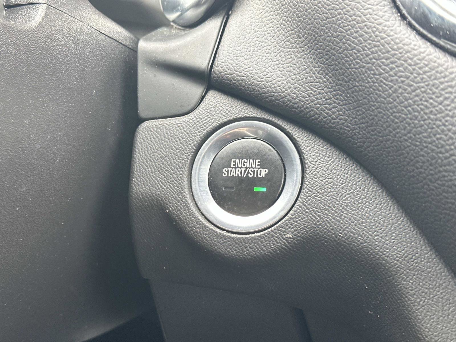 Certified 2024 Chevrolet Equinox LT w/ LPO, Floor Liner Package image 26