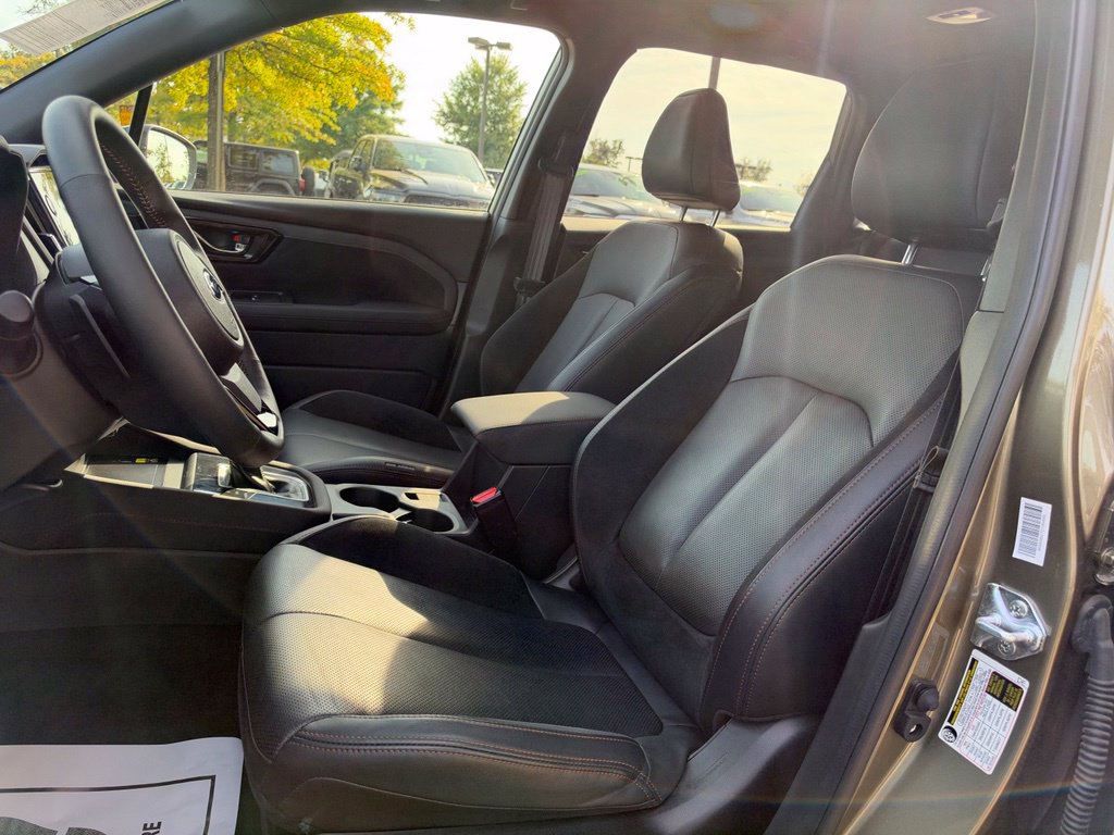 Used 2025 Subaru Forester Touring AWD/4WD image 16