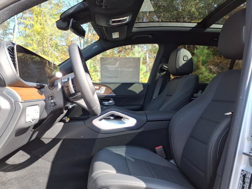 New 2025 Mercedes-Benz GLS 450 4MATIC image 15