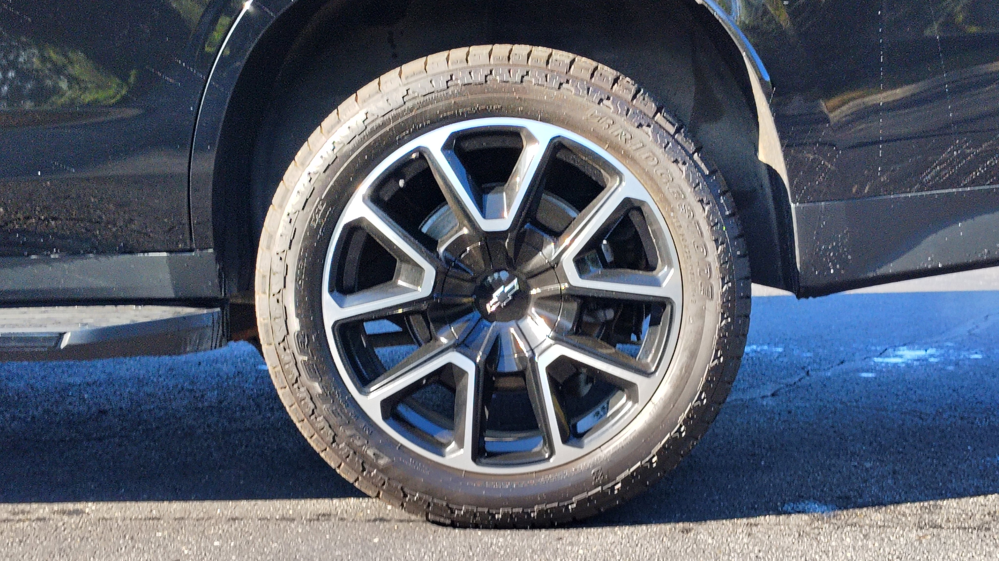 Used 2023 Chevrolet Tahoe RST image 30