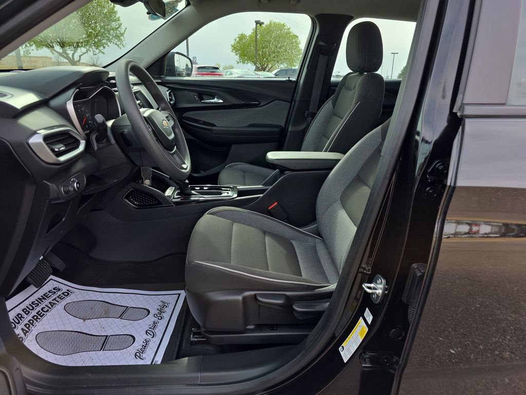 Used 2021 Chevrolet TrailBlazer LS image 9