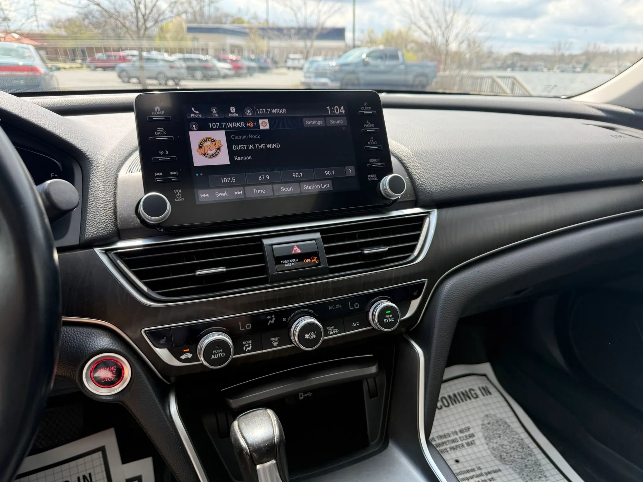 Used 2018 Honda Accord EX-L image 8