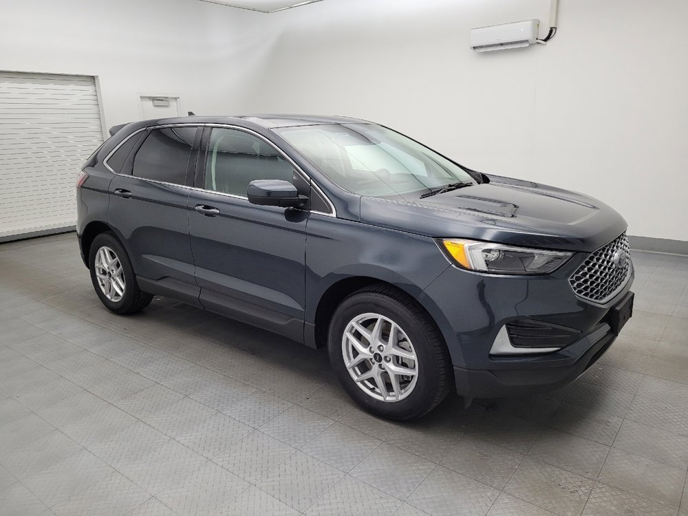 Used 2023 Ford Edge SEL image 11