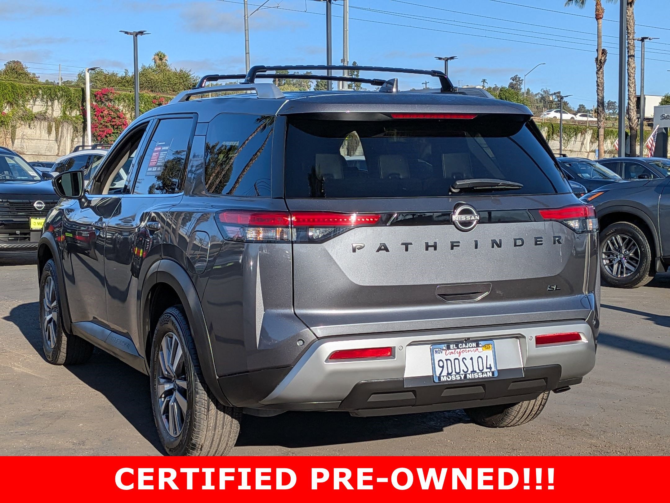 Certified 2023 Nissan Pathfinder SL w/ SL Black Package image 6