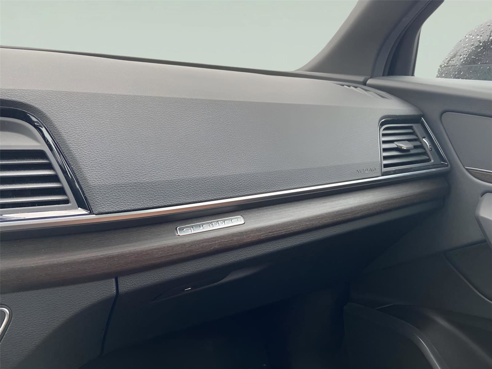 Used 2025 Audi Q5 2.0T Premium image 34