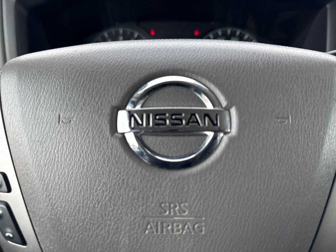 Used 2019 Nissan NV 3500 SL image 29