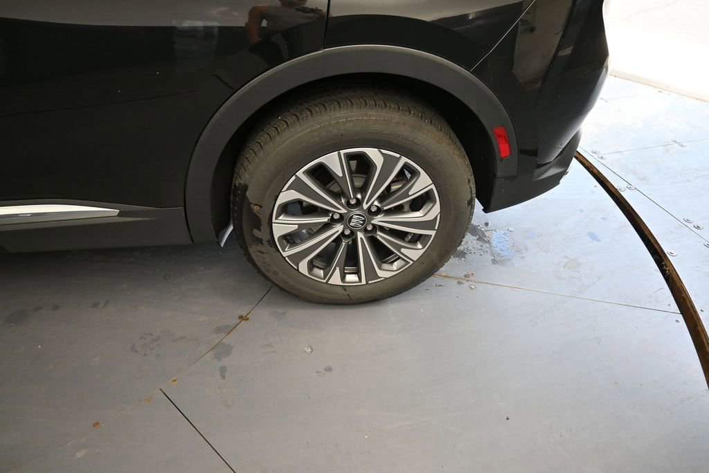 Used 2024 Buick Envision Preferred AWD/4WD image 18