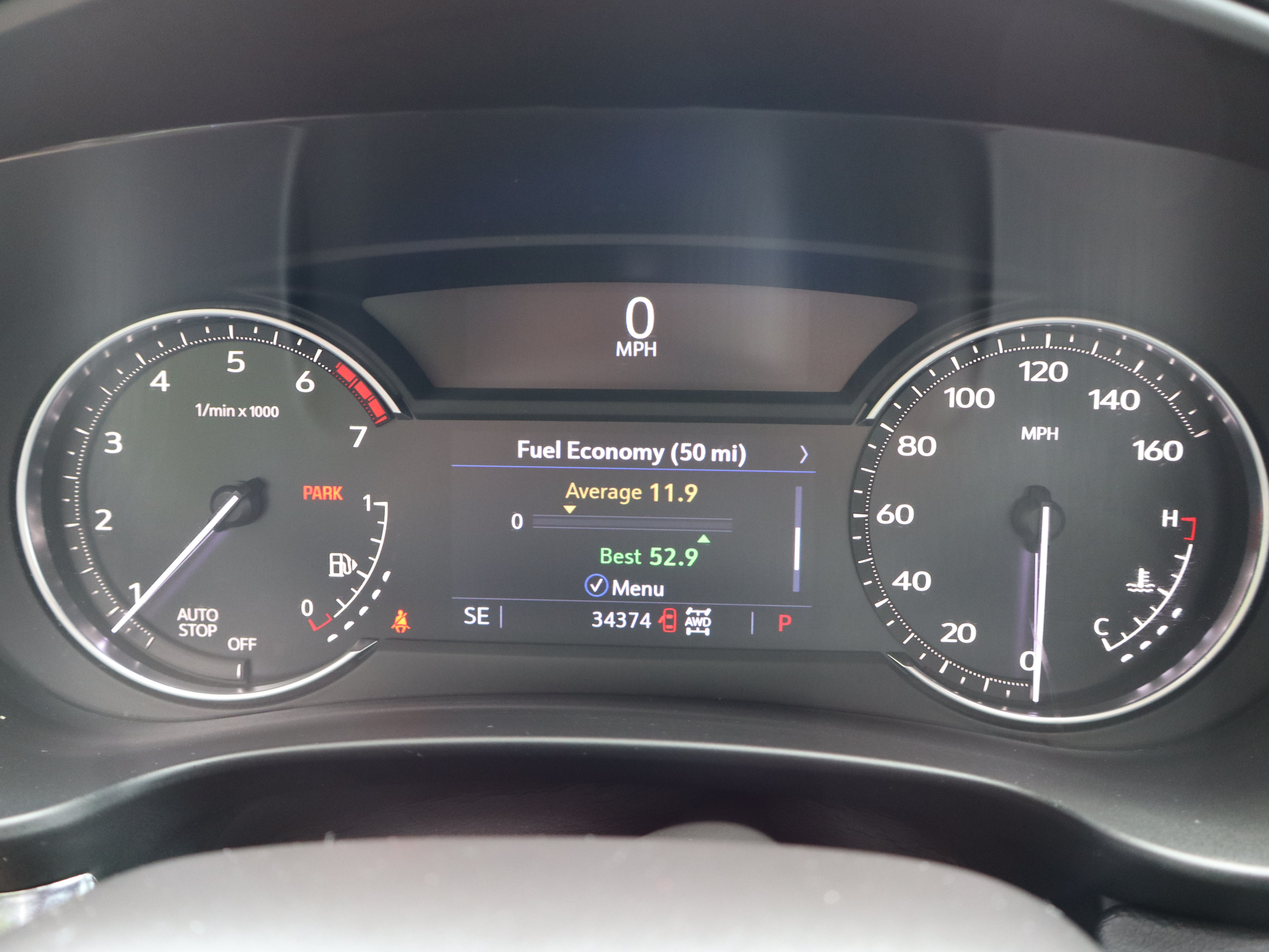 Used 2023 Cadillac XT4 Luxury w/ Cold Weather Package AWD/4WD image 28