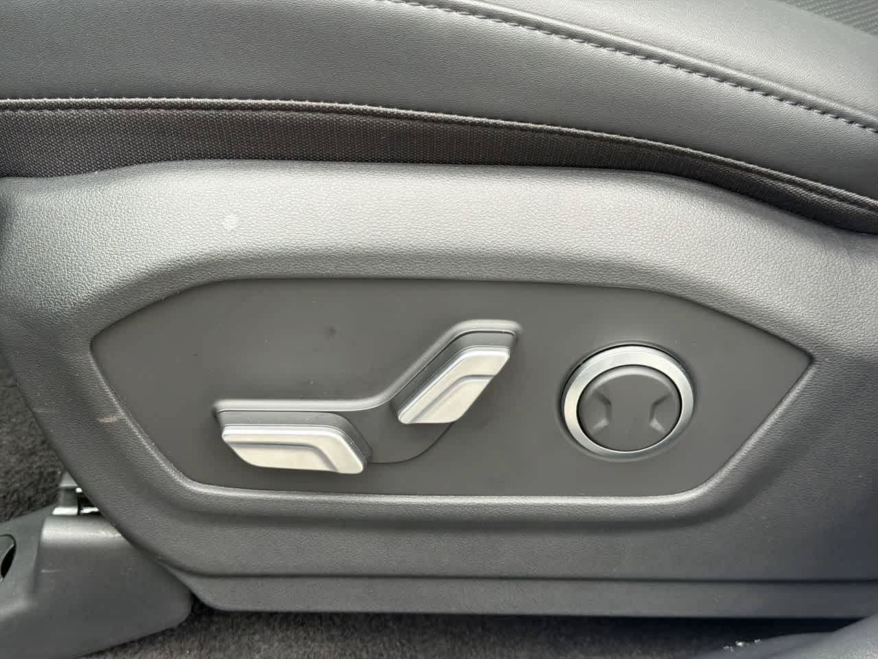 New 2027 Hyundai Santa Fe SEL AWD/4WD image 12
