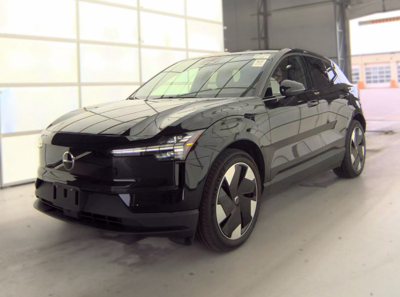Used 2025 Volvo EX30 Plus w/ Climate Package