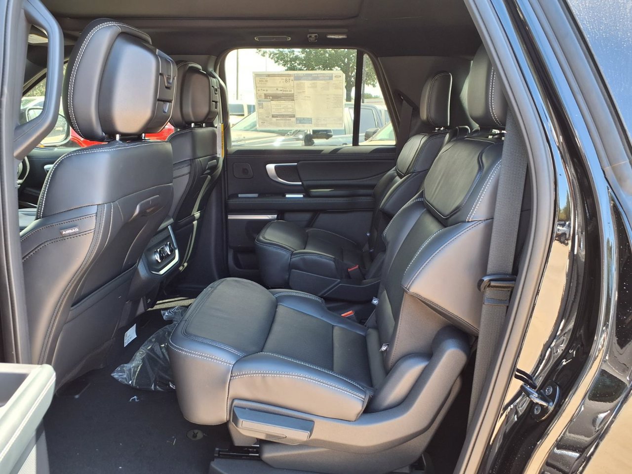 New 2027 Ford Expedition Max Platinum w/ Stealth Appearance Package RWD image 21