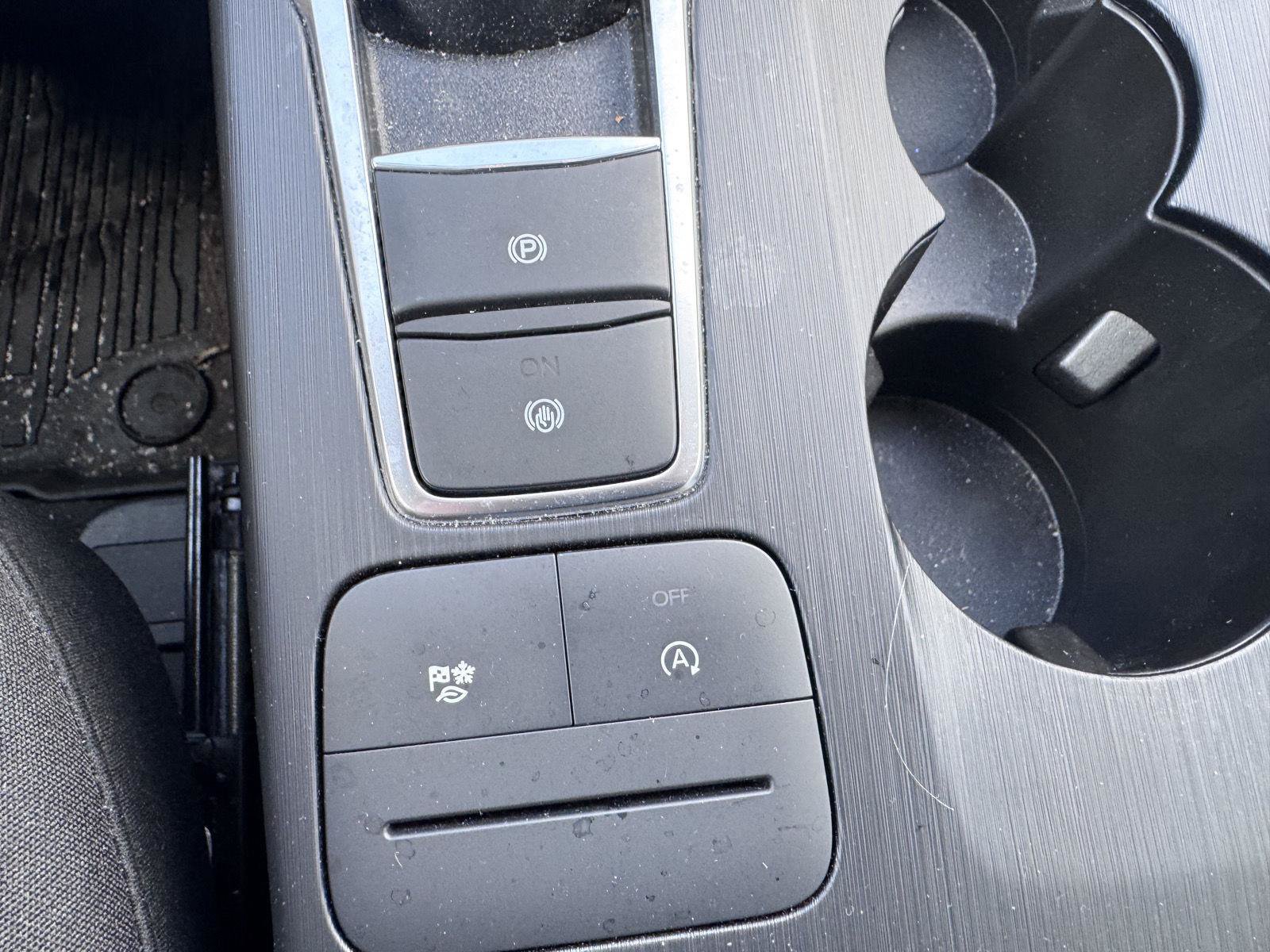 Used 2023 Ford Escape Active AWD/4WD image 17