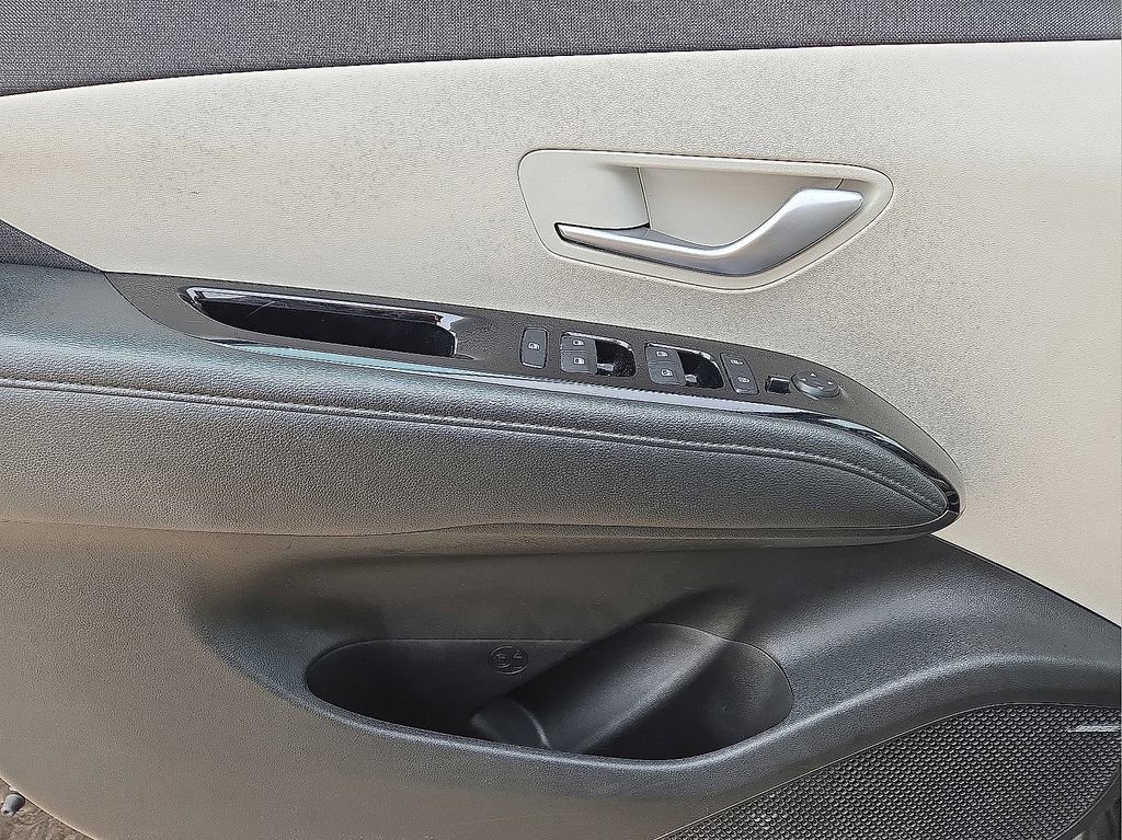 Used 2023 Hyundai Tucson Limited image 23