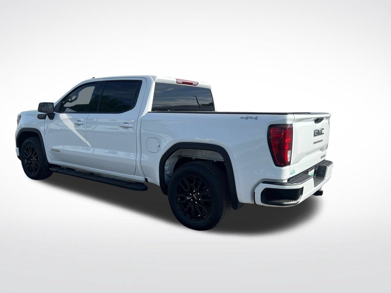 Used 2024 GMC Sierra 1500 Elevation w/ LPO, Elevation Black Package AWD/4WD image 5