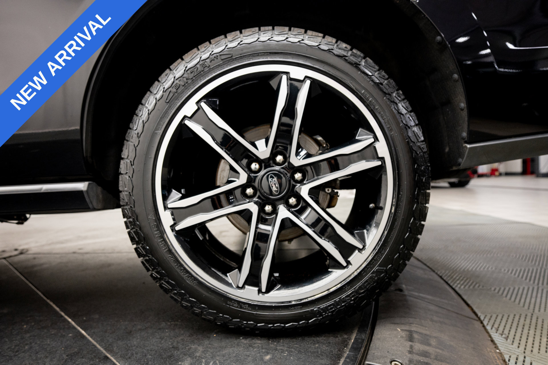 Used 2021 Ford Expedition Limited AWD/4WD image 28