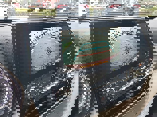 Used 2023 Toyota Highlander XLE image 24