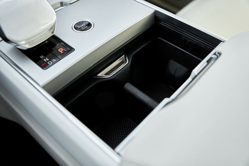 Used 2024 Land Rover Range Rover SV image 74