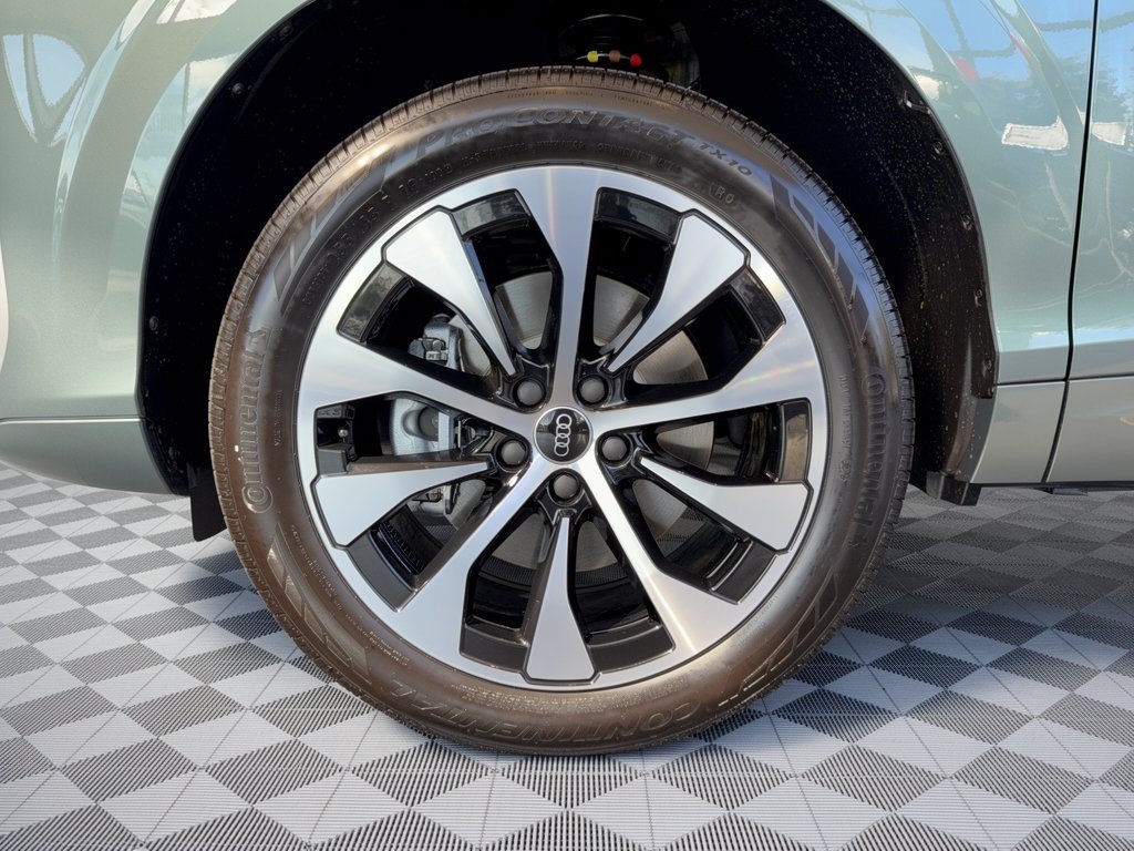 New 2026 Audi Q3 quattro 2.0T AWD/4WD image 13