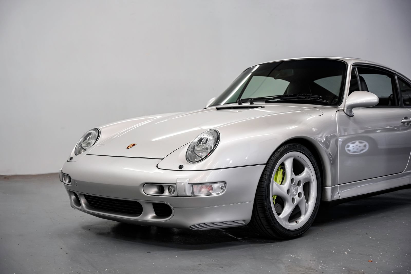 Used 1998 Porsche 911 Carrera S RWD image 30