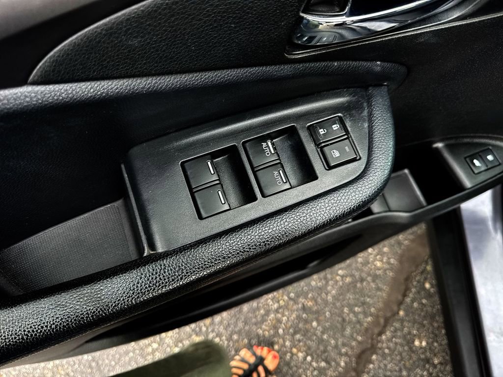 Used 2021 Honda Pilot EX-L image 13