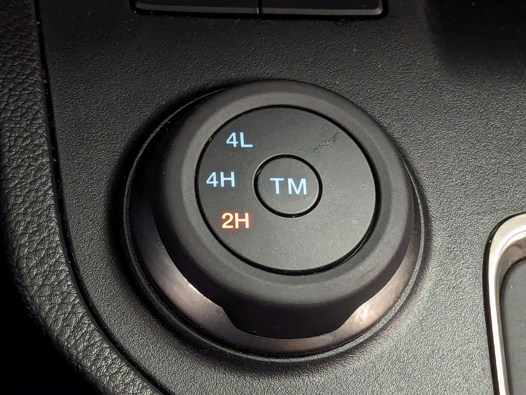 Used 2023 Ford Ranger XLT image 2