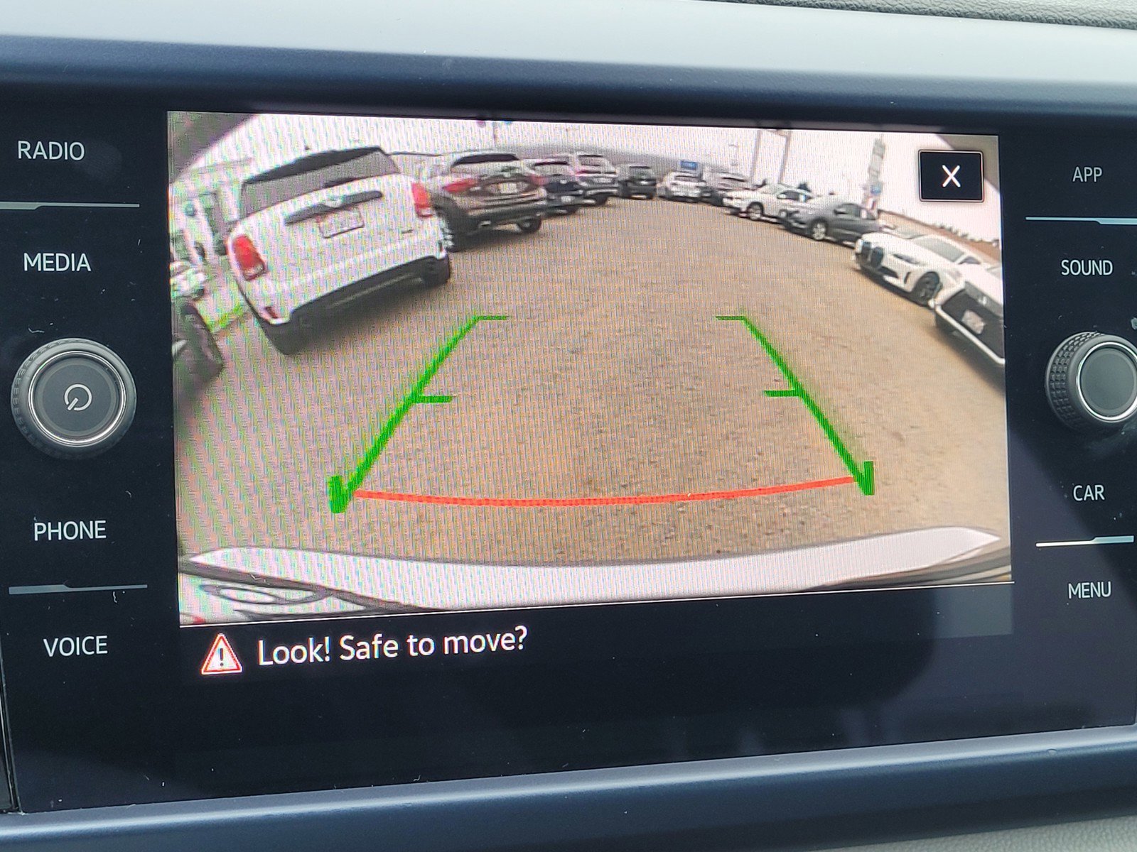 Used 2023 Volkswagen Taos SE image 20