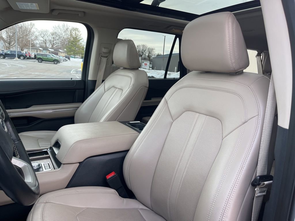 Used 2024 Ford Expedition Max Limited image 12