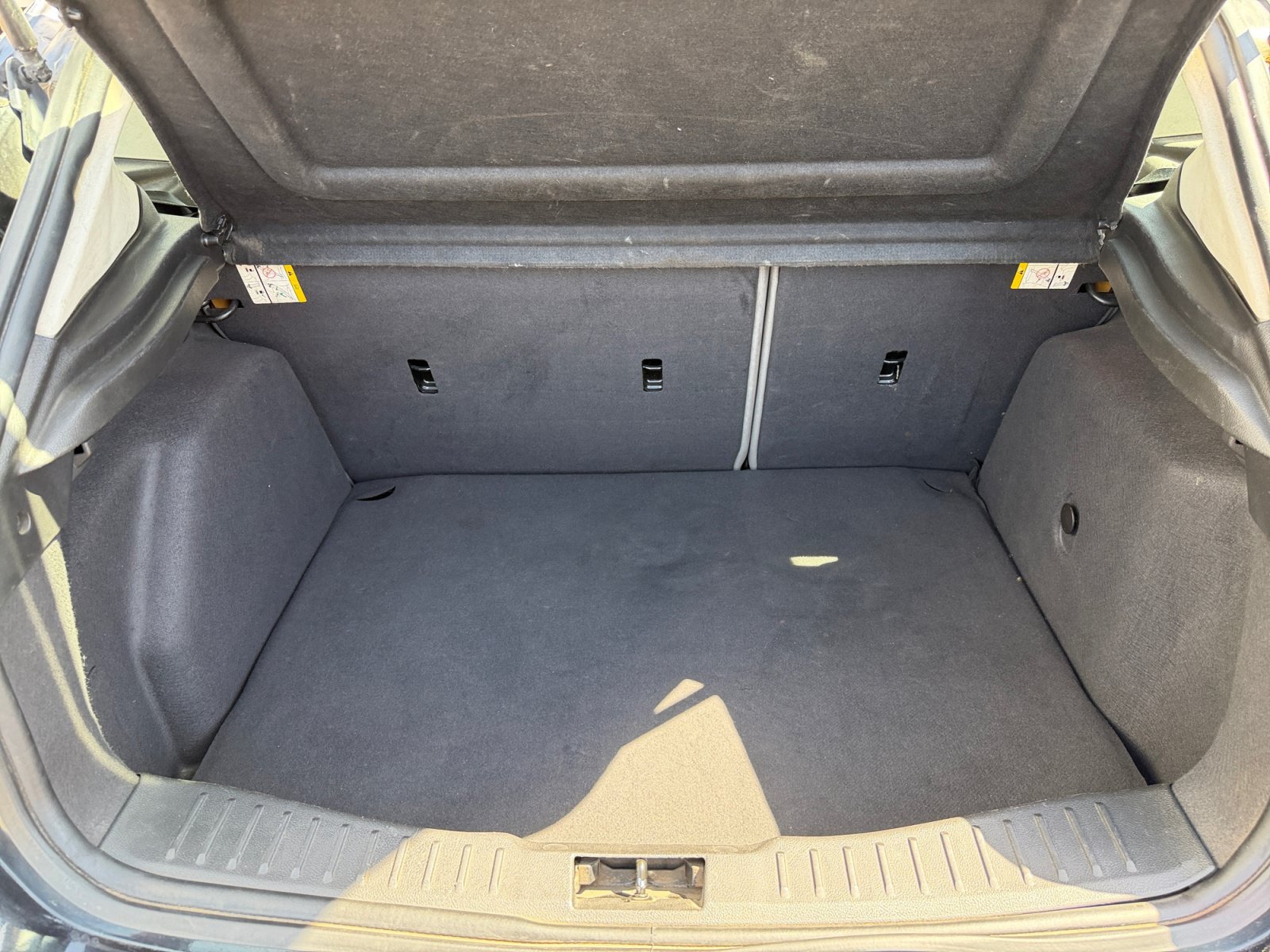 Used 2012 Ford Focus SE FWD image 16