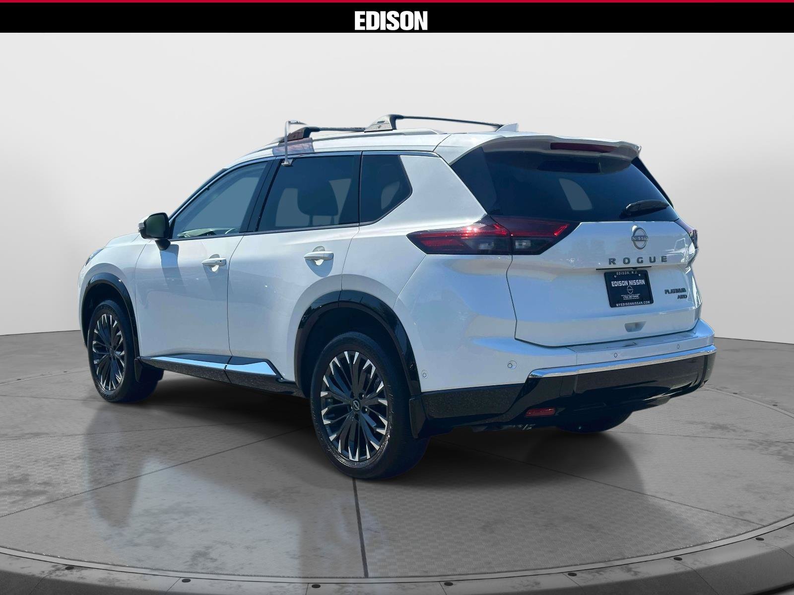 Used 2025 Nissan Rogue Platinum w/ Platinum Premium Package AWD/4WD image 5