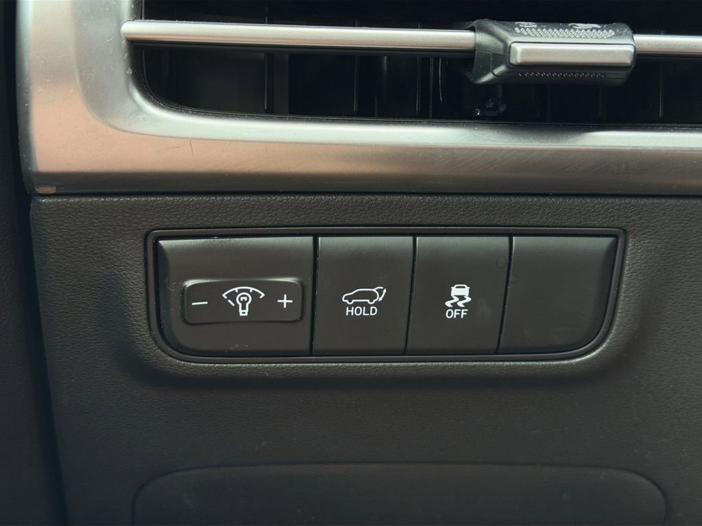 Used 2025 Hyundai Tucson SEL FWD image 20