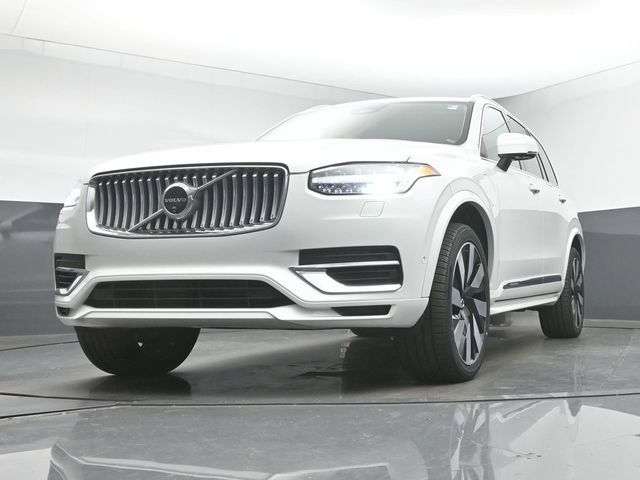 Used 2024 Volvo XC90 T8 Plus image 39