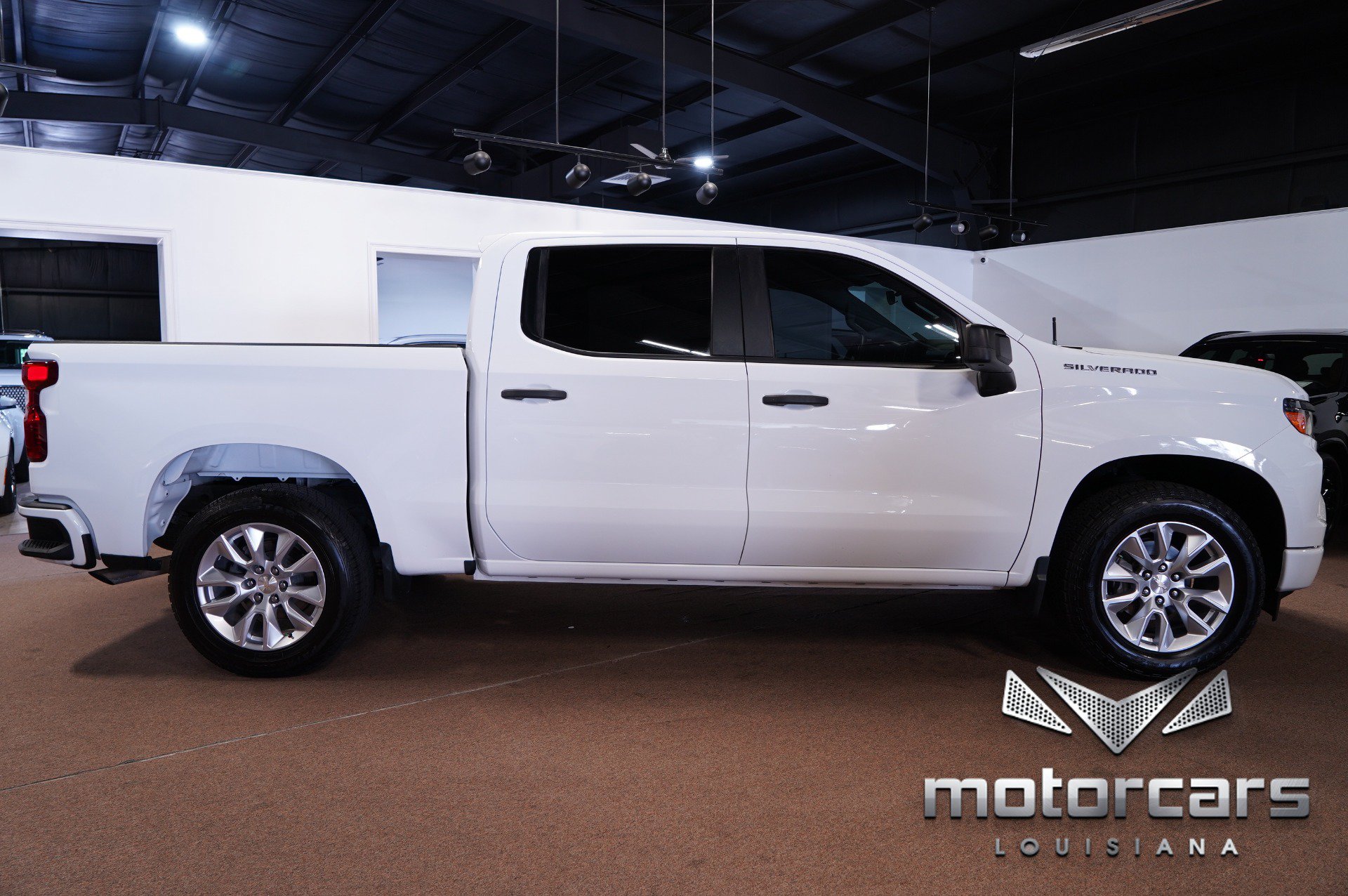Used 2022 Chevrolet Silverado 1500 Custom RWD image 8