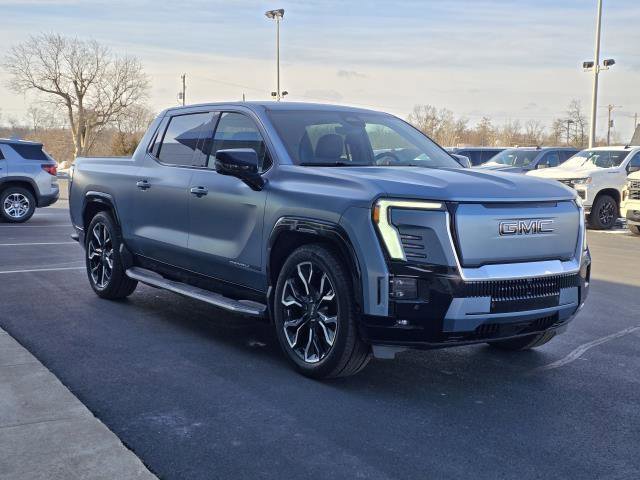 Used 2025 GMC Sierra EV Denali image 2