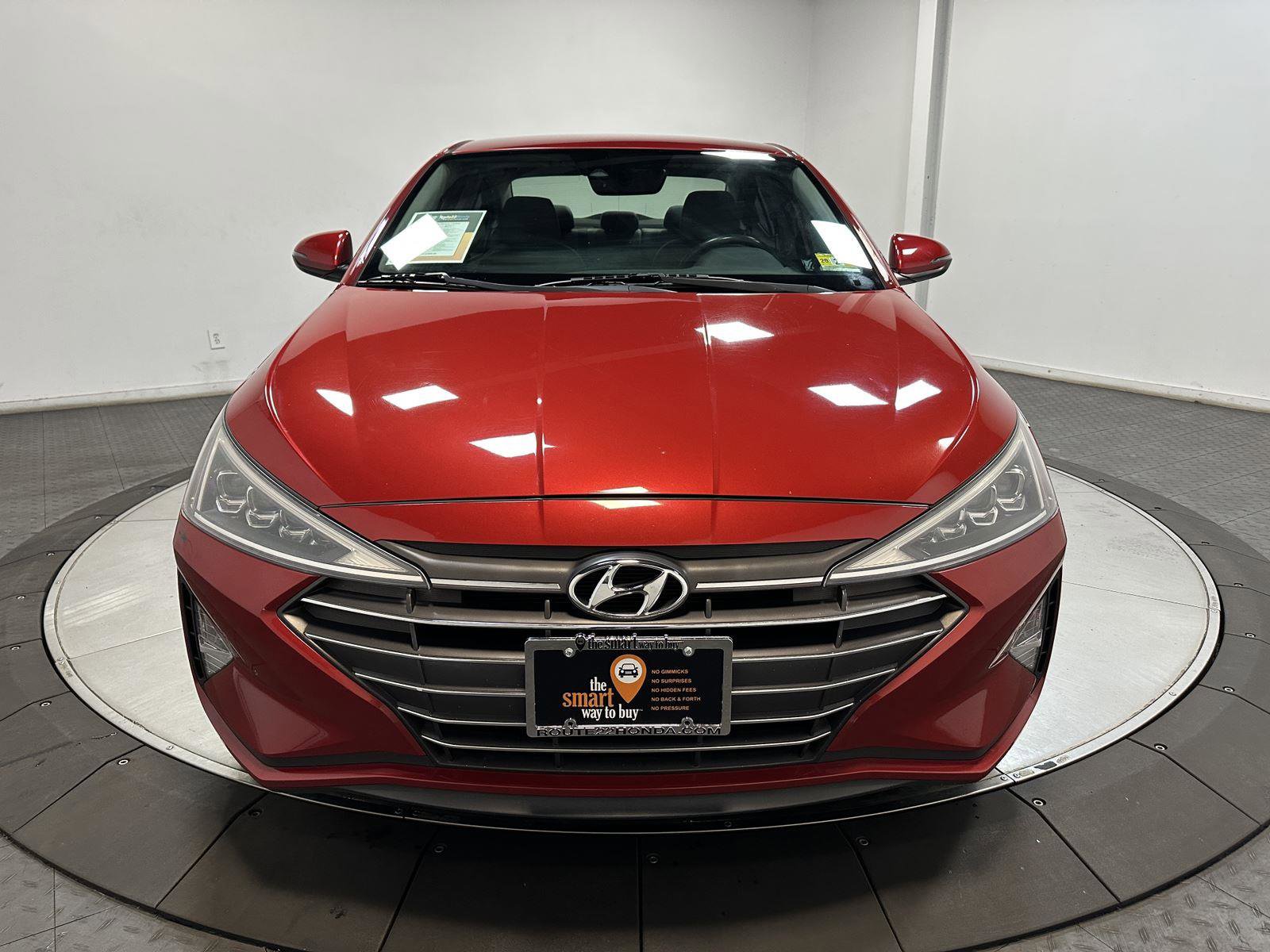 Used 2019 Hyundai Elantra Limited image 4