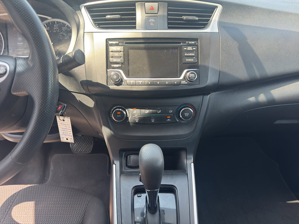Used 2018 Nissan Sentra S FWD image 13