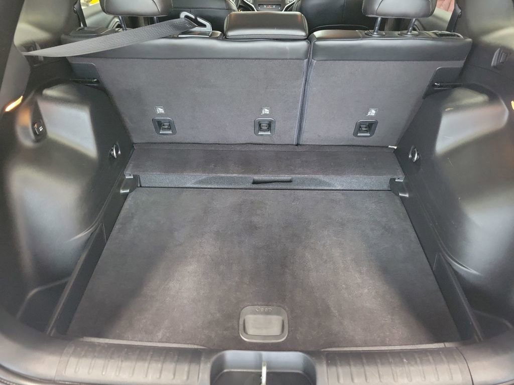 Used 2021 Jeep Cherokee Latitude Lux image 18