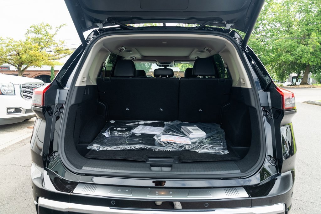 New 2026 Nissan Rogue Platinum w/ Platinum Premium Package image 7