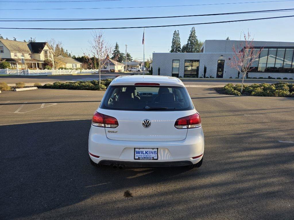 Used 2012 Volkswagen Golf 2dr HB Auto PZEV image 6