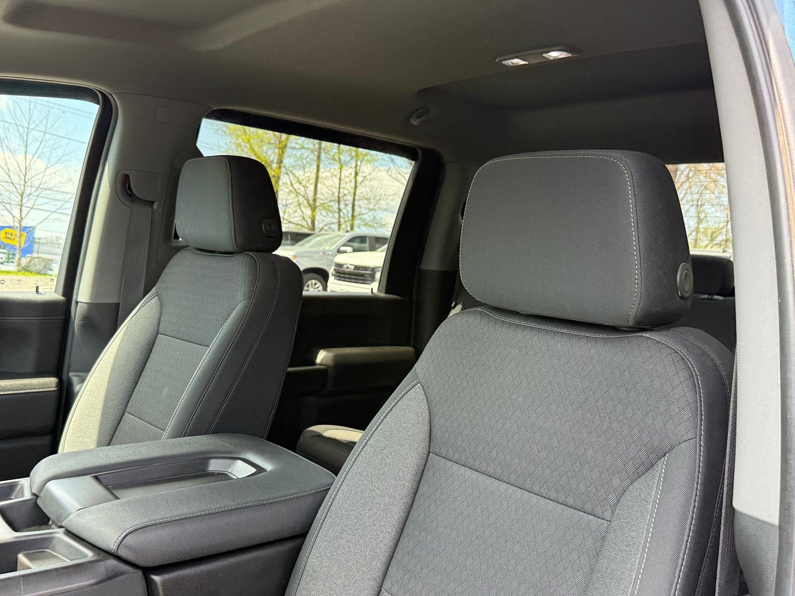 Certified 2022 Chevrolet Silverado 2500 LT w/ Convenience Package image 19