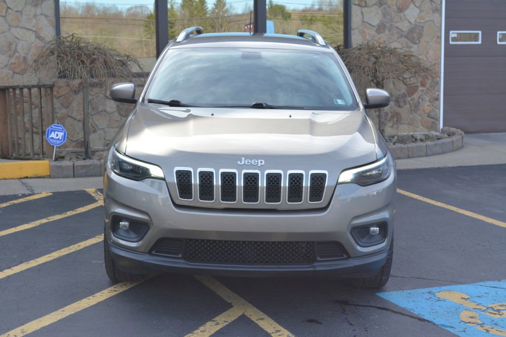 Used 2020 Jeep Cherokee Latitude Plus w/ Cold Weather Group image 2