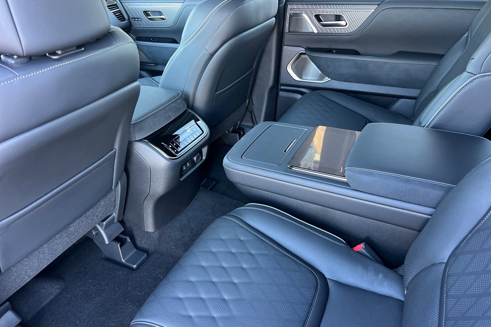 New 2026 INFINITI QX80 Autograph w/ Autograph Exterior Package image 12