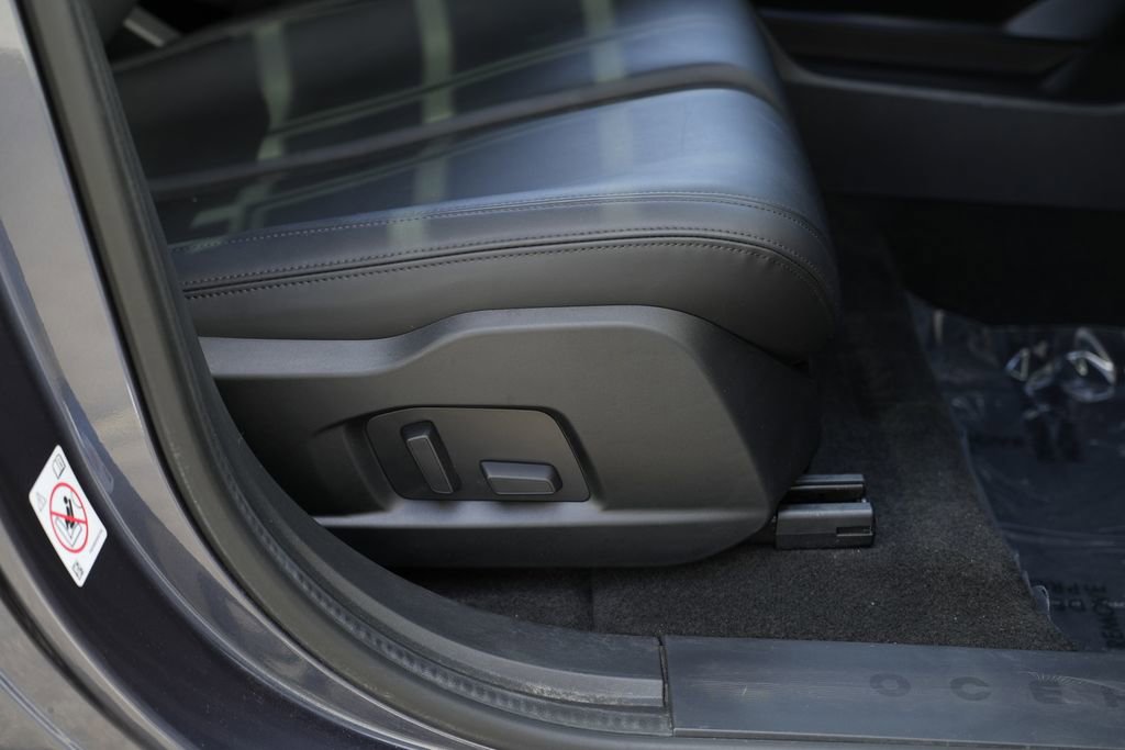 Used 2023 Fisker Ocean Extreme AWD/4WD image 32