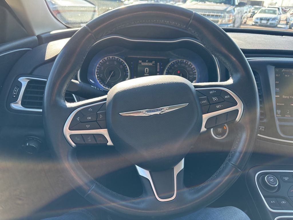 Used 2016 Chrysler 200 Limited w/ Convenience Group FWD image 15