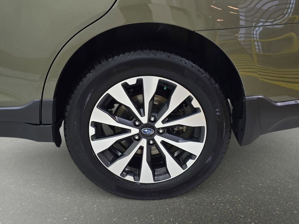 Used 2017 Subaru Outback 2.5i Limited image 34