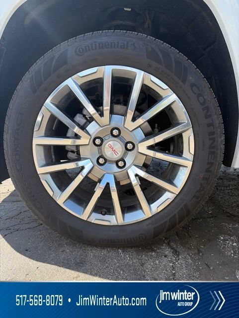 New 2026 GMC Terrain Denali w/ LPO, Floor Liner Package AWD/4WD image 10