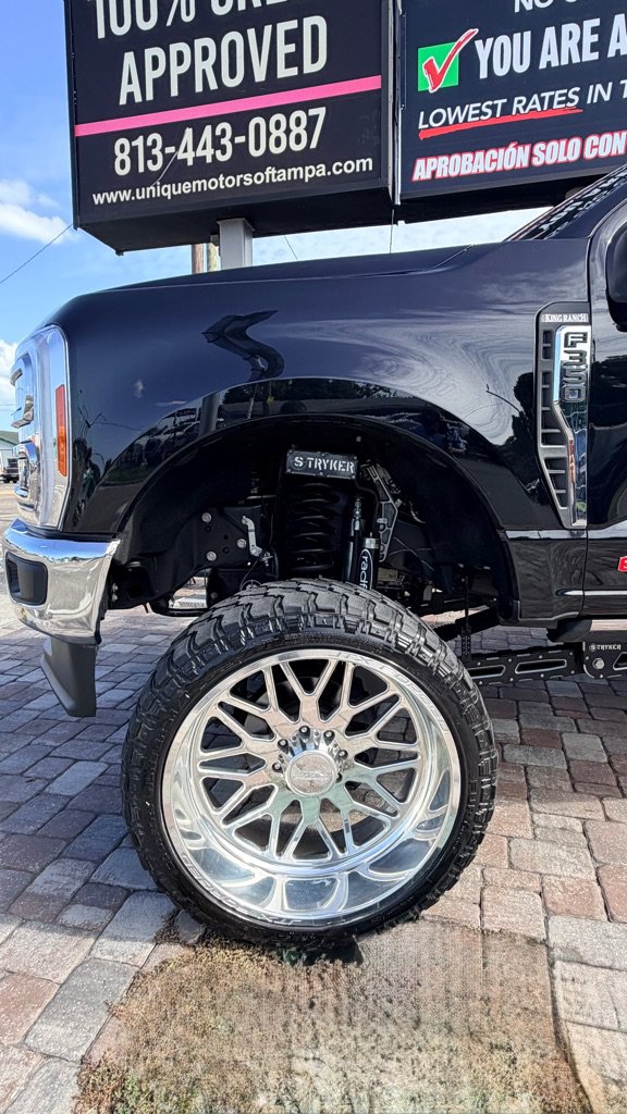 Used 2023 Ford F350 King Ranch w/ Chrome Package AWD/4WD image 8